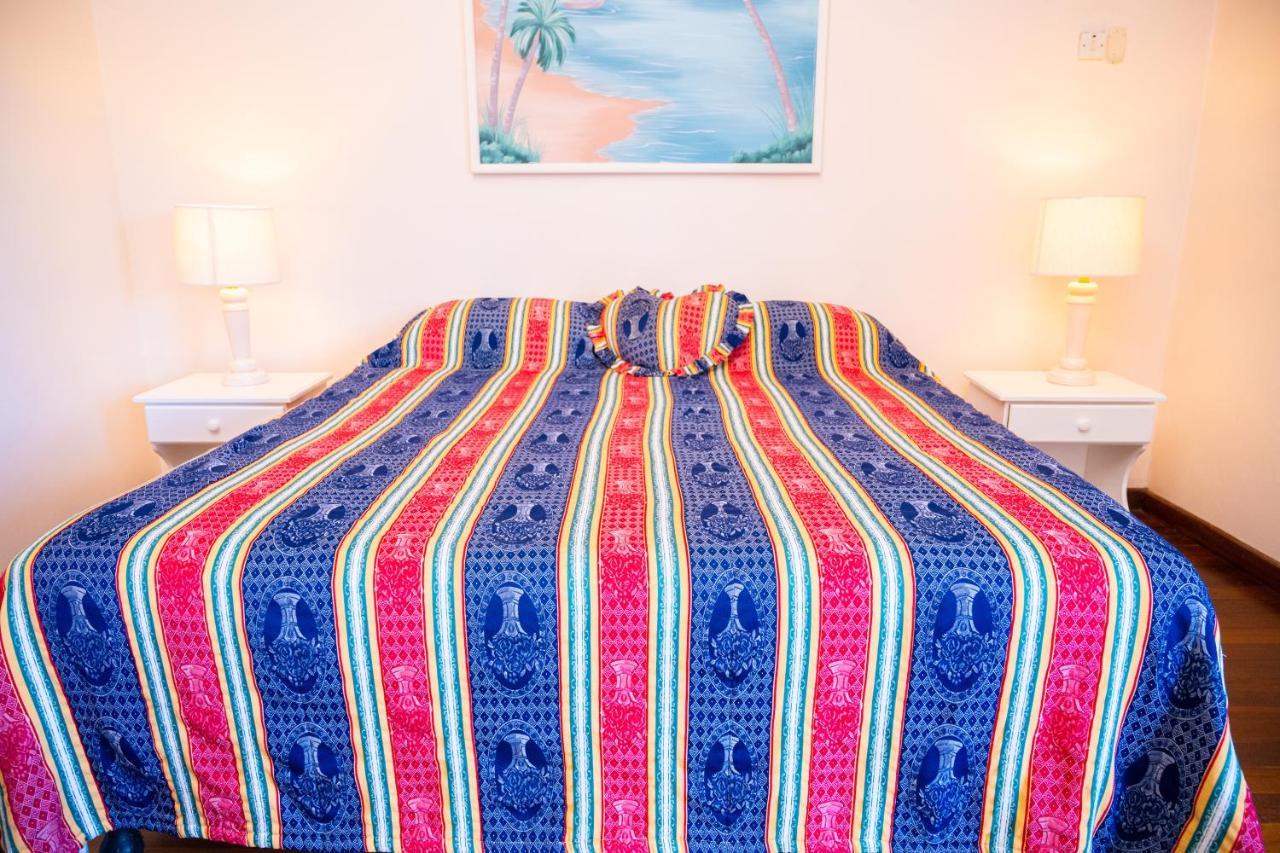 Shields Negril Villas Bagian luar foto