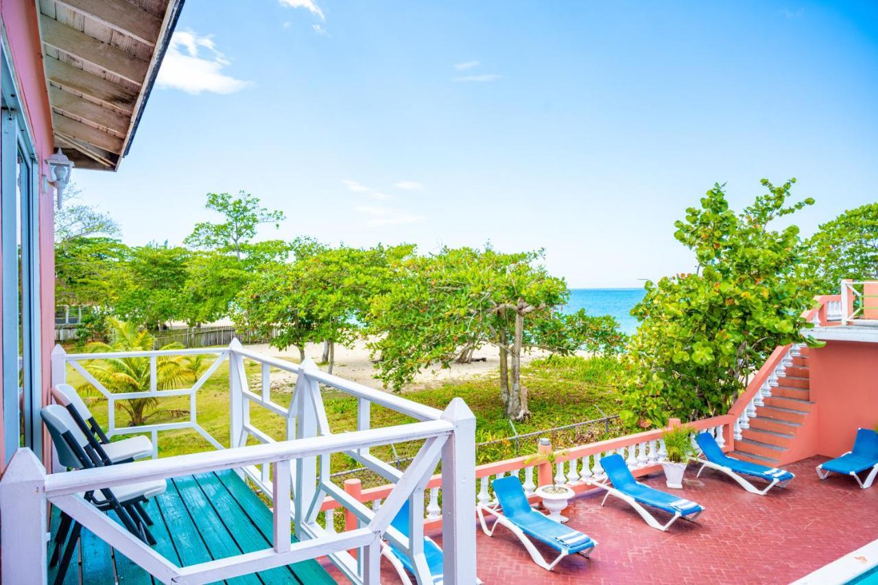 Shields Negril Villas Bagian luar foto
