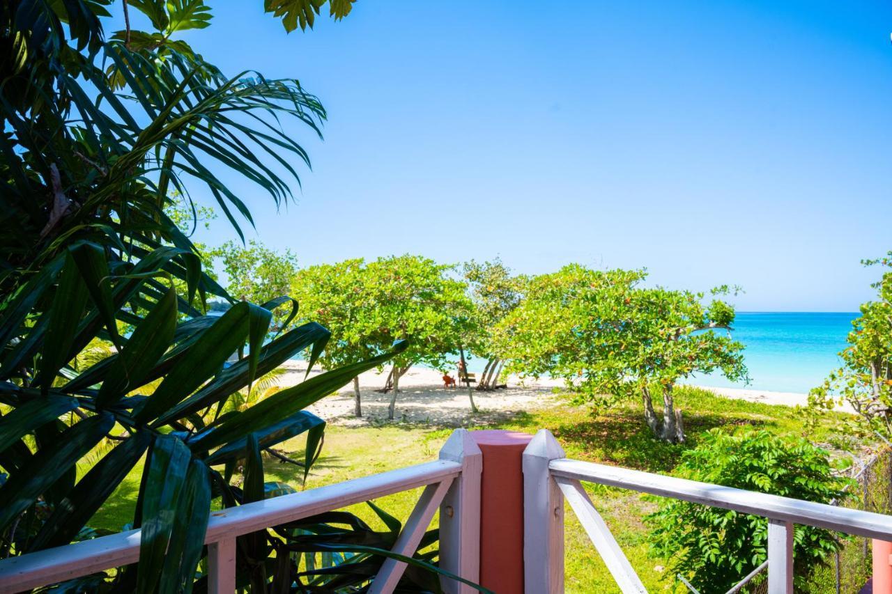 Shields Negril Villas Bagian luar foto