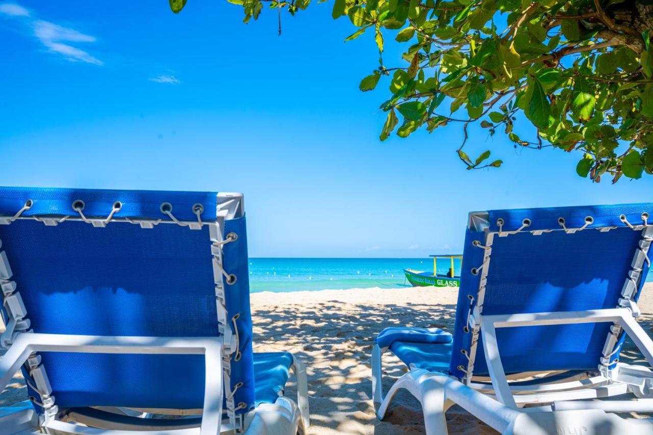 Shields Negril Villas Bagian luar foto