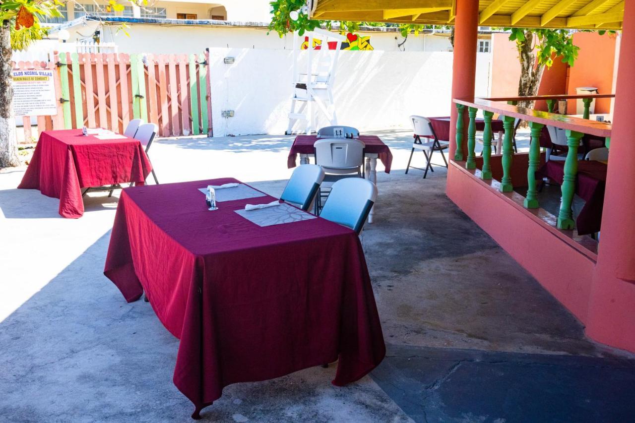 Shields Negril Villas Bagian luar foto