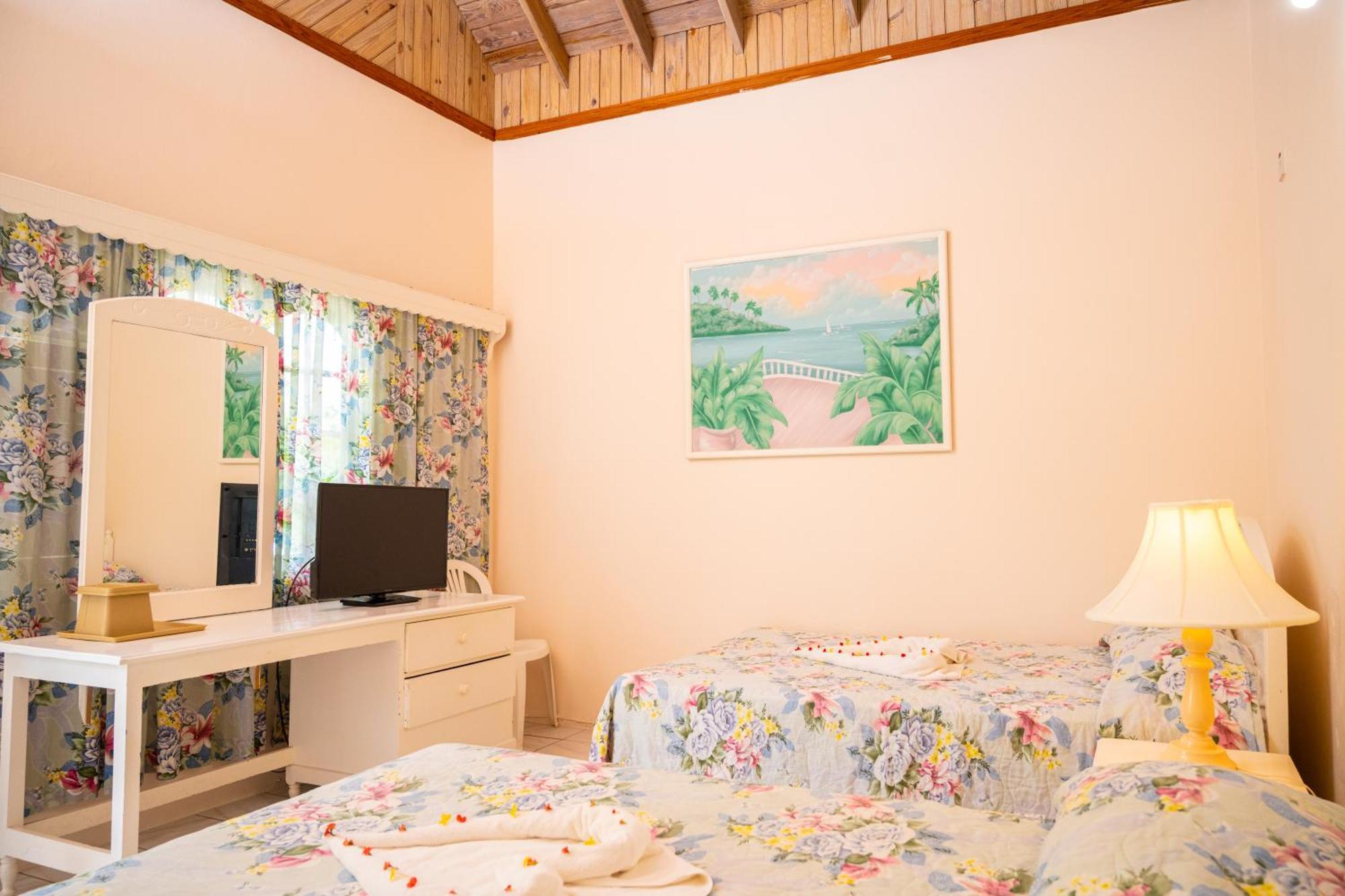 Shields Negril Villas Ruang foto